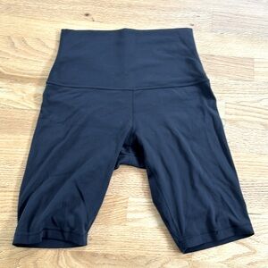 Lululemon Align High Rise Shorts 8”